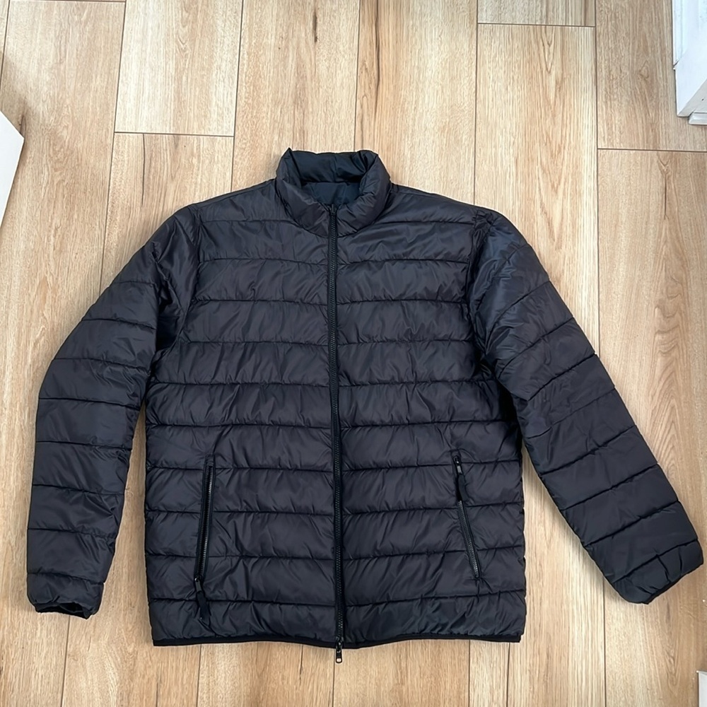 Everlane Men’s Reversible Puffer Jacket